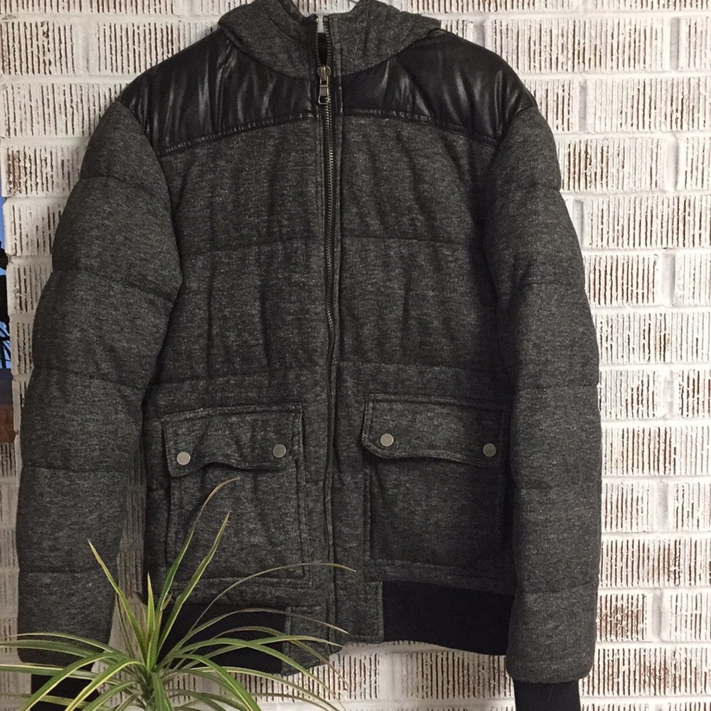 Wet Bandits Jacket- LIKE NEW 😁